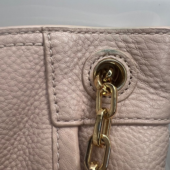 Tory Burch Britten Slouchy Tote, Blush Pink Pebbled Leather, gold tone hardware - Picture 3 of 16